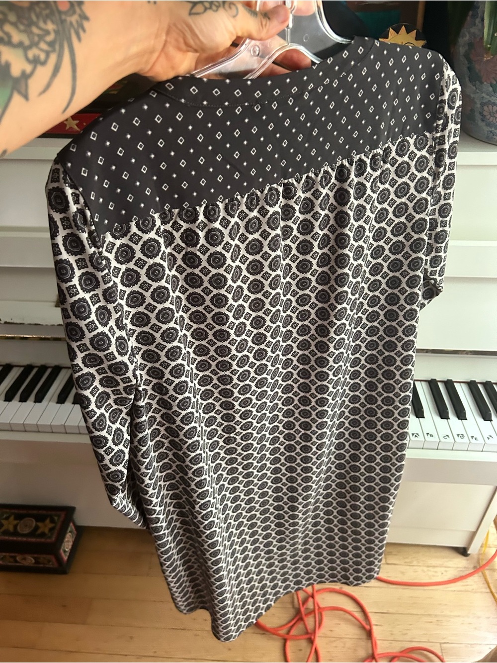 LOFT Black White Printed Tunic Dress Long Sleeve Shift Women’s Size Medium - Picture 12 of 15
